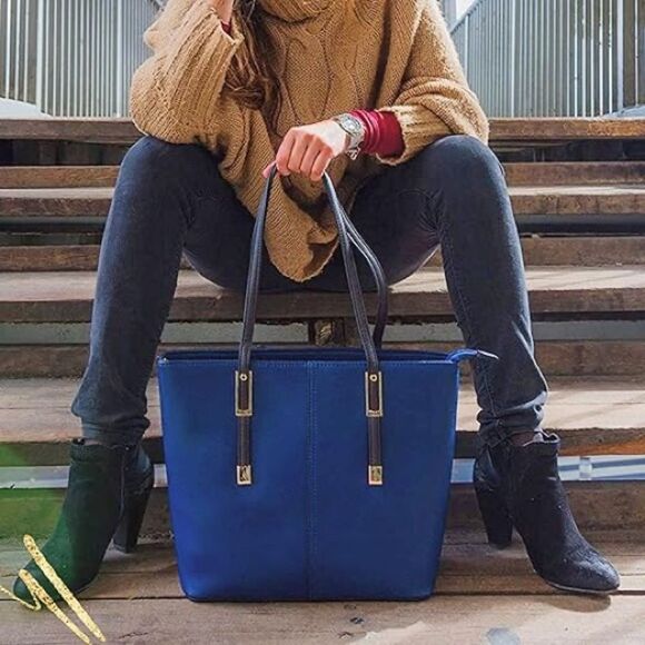 PortoVino Classic Tote Bag - Vegan
Leather Wine Purse Navy Blue - Picture 4 of 14